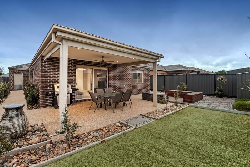 Photo - 28 Grevillea Street, Craigieburn VIC 3064 - Image 15