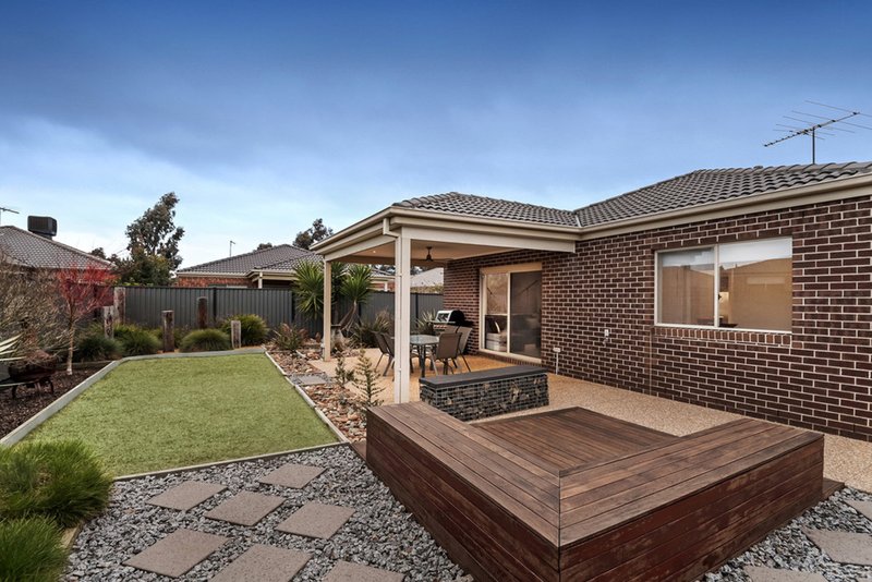 Photo - 28 Grevillea Street, Craigieburn VIC 3064 - Image 16