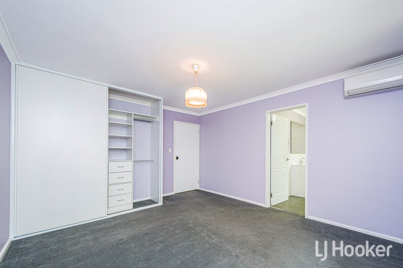Photo - 28 Griffith Way, Thornlie WA 6108 - Image 14