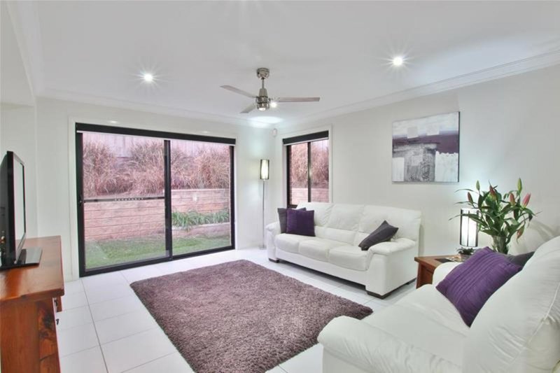 Photo - 28 Grimes Avenue, Elderslie NSW 2570 - Image 7