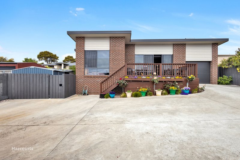 Photo - 2/8 Hales Street, Penguin TAS 7316 - Image 2