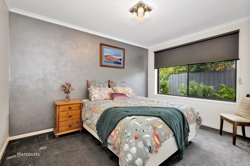 Photo - 2/8 Hales Street, Penguin TAS 7316 - Image 10