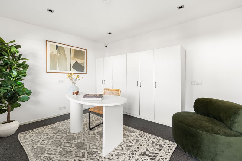 Photo - 28 Harnett Avenue, Marrickville NSW 2204 - Image 6