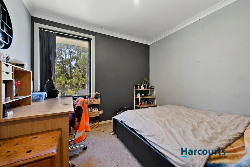 Photo - 28 Harris Road, Stony Rise TAS 7310 - Image 7