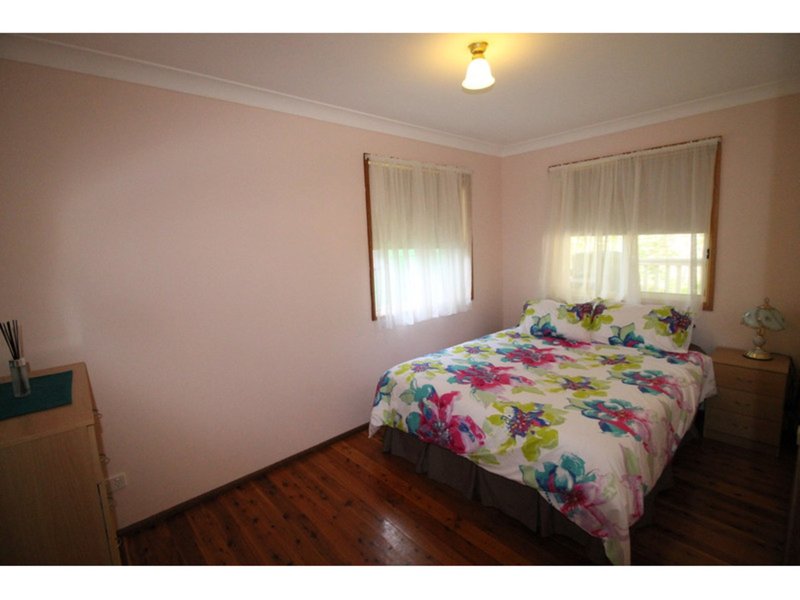 Photo - 28 Harriss Avenue, Basin View NSW 2540 - Image 10