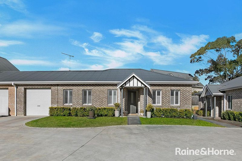 Photo - 2/8 Hawkins Street, Moss Vale NSW 2577 - Image 2