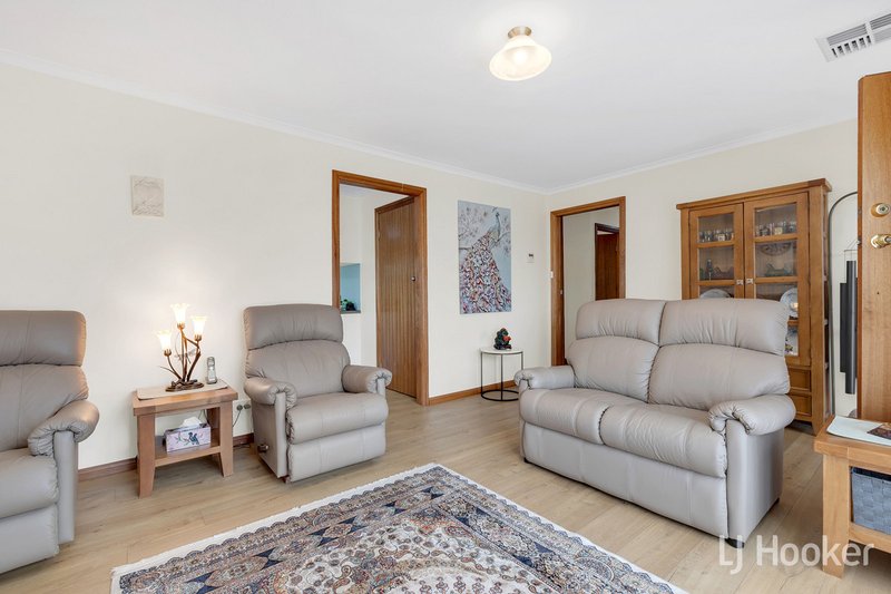 Photo - 28 Haydown Road, Elizabeth Grove SA 5112 - Image 17