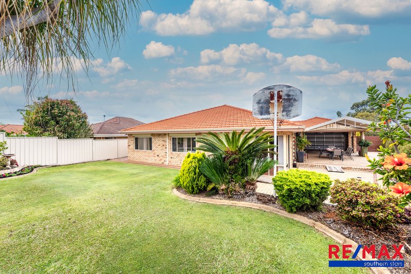 Photo - 28 Heatherlea Parkway, Leeming WA 6149 - Image 7