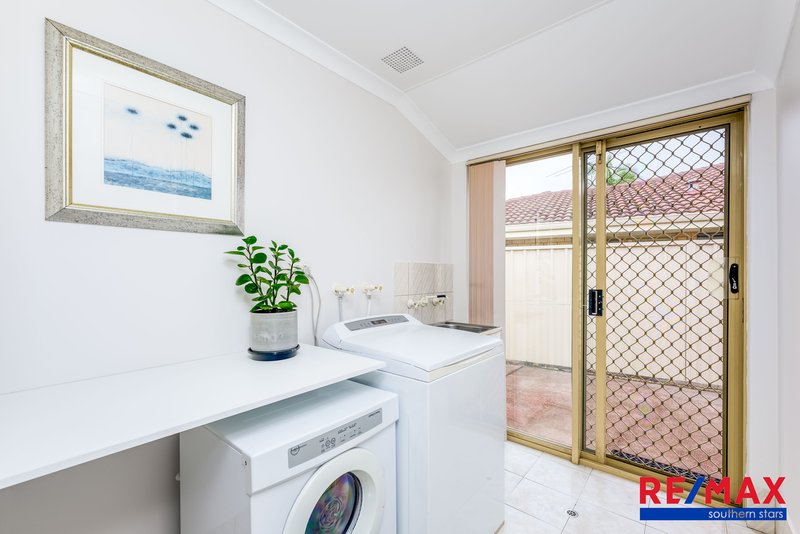 Photo - 28 Heatherlea Parkway, Leeming WA 6149 - Image 24