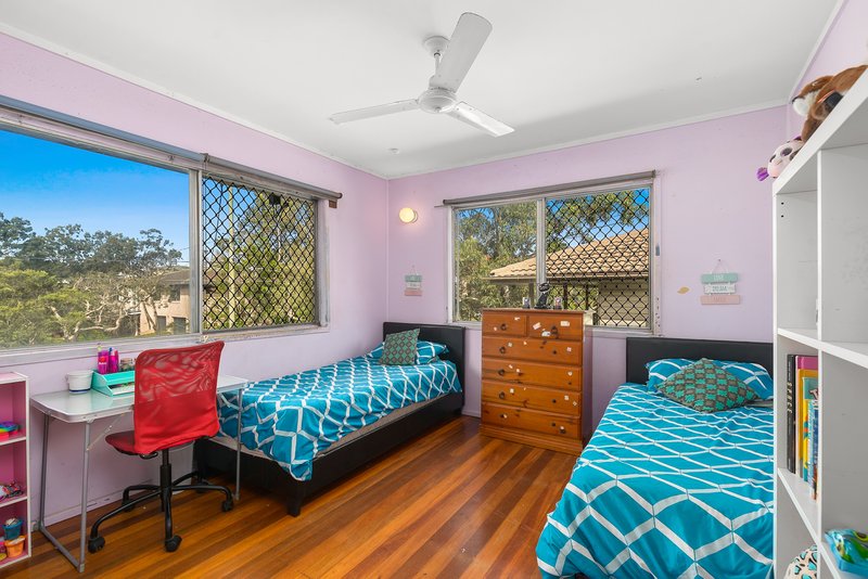 Photo - 28 Heflin Street, Everton Park QLD 4053 - Image 4