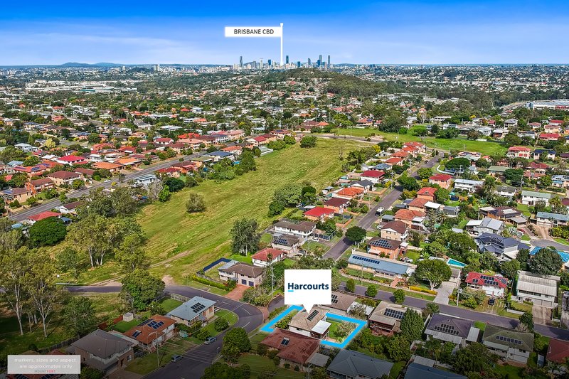 Photo - 28 Heflin Street, Everton Park QLD 4053 - Image 12