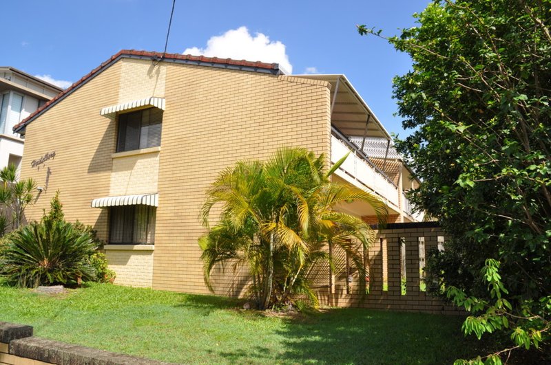 Photo - 2/8 Heidelberg Street, East Brisbane QLD 4169 - Image 16