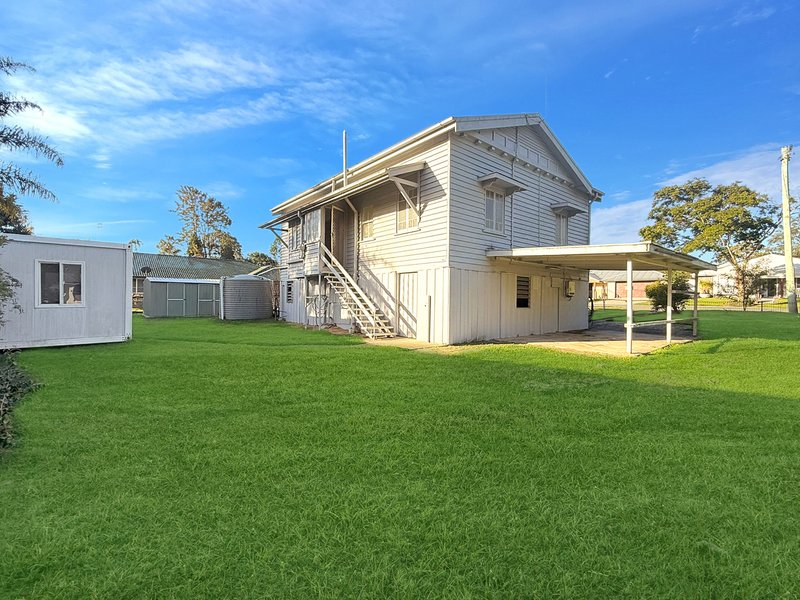 Photo - 28 Hendy Street, Woodford QLD 4514 - Image 15
