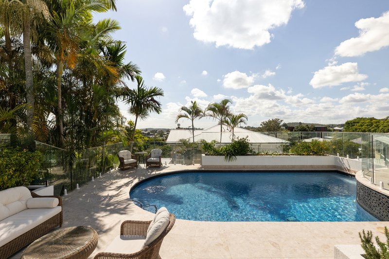 Photo - 28 Henzell Terrace, Greenslopes QLD 4120 - Image 2