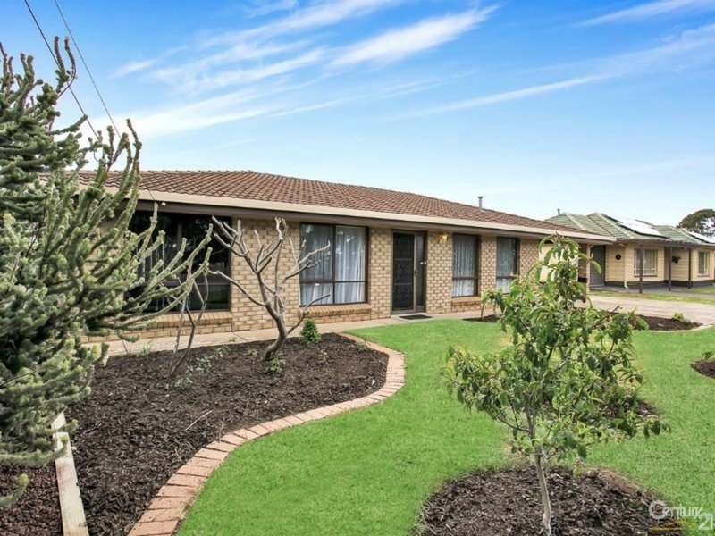 Photo - 28 Highwray Drive, Morphett Vale SA 5162 - Image 2