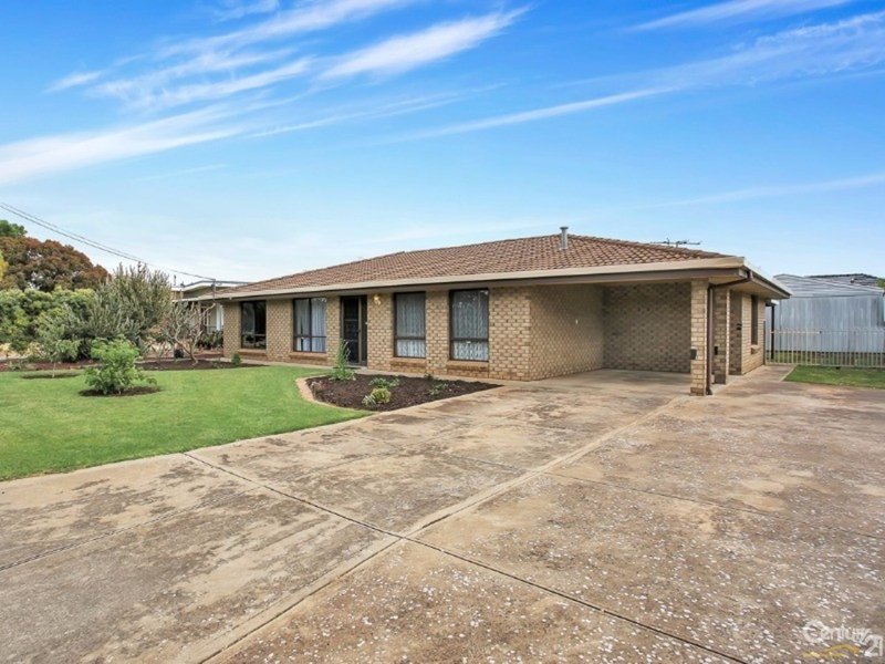 Photo - 28 Highwray Drive, Morphett Vale SA 5162 - Image 3