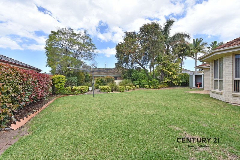 Photo - 28 Hilldale Drive, Cameron Park NSW 2285 - Image 2