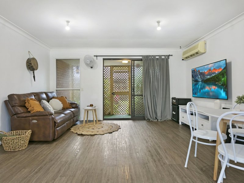 Photo - 2/8 Hillstar Avenue, Burleigh Waters QLD 4220 - Image 5