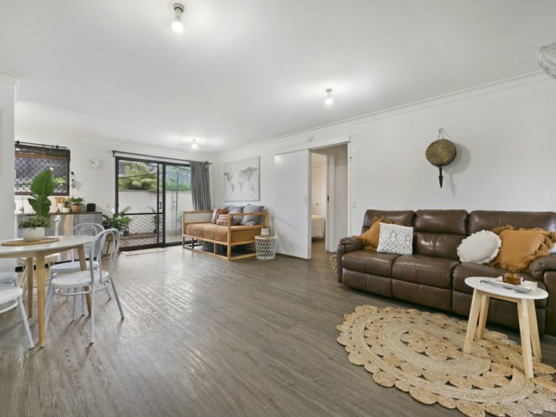 Photo - 2/8 Hillstar Avenue, Burleigh Waters QLD 4220 - Image 6