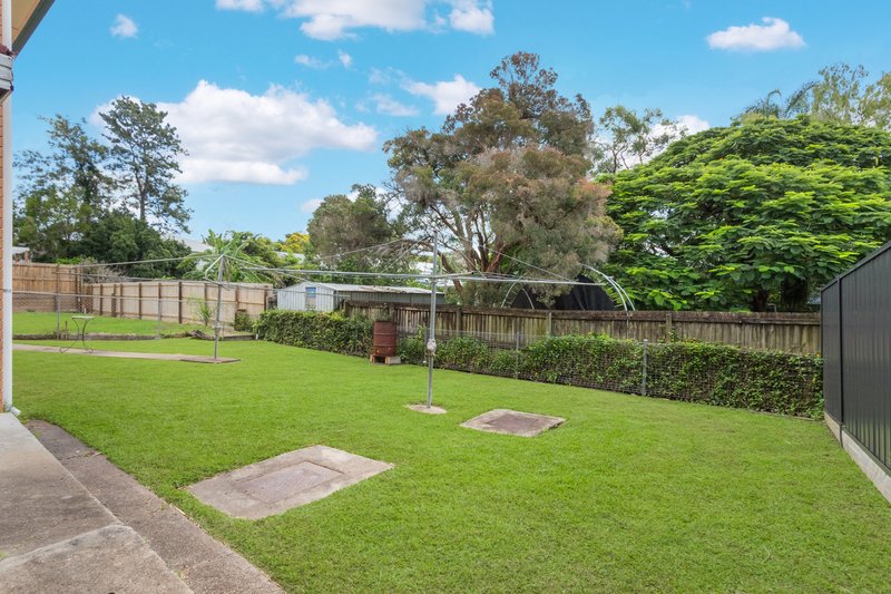 Photo - 28 Hipwood Avenue, Coorparoo QLD 4151 - Image 4