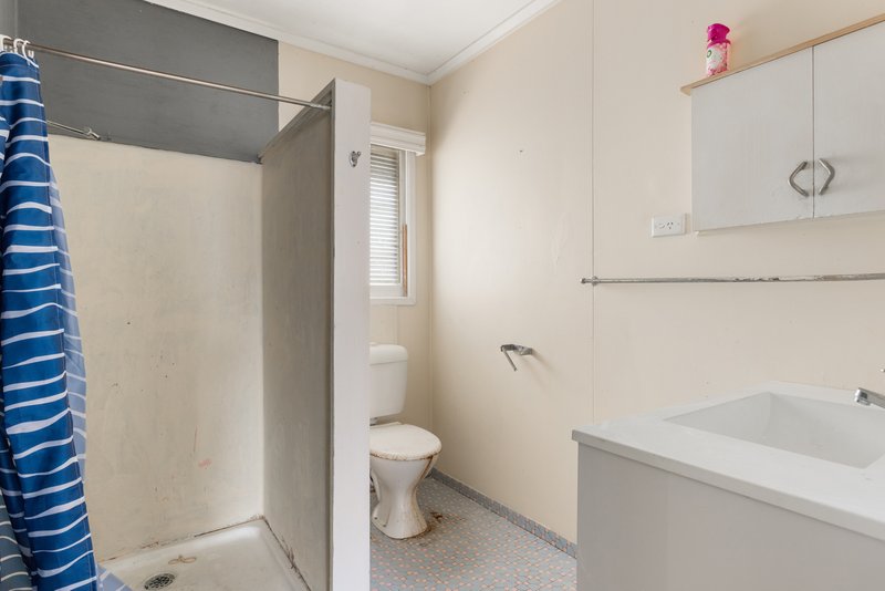 Photo - 28 Hipwood Avenue, Coorparoo QLD 4151 - Image 10