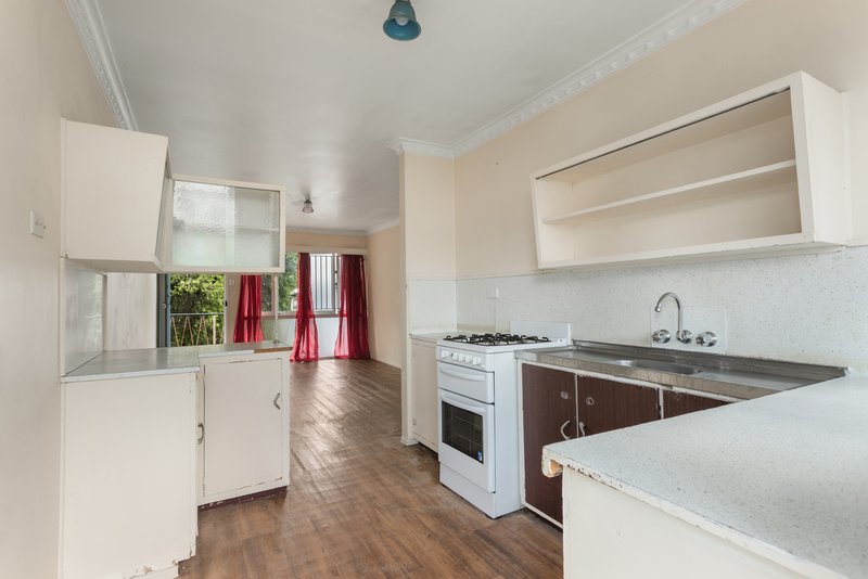 Photo - 28 Hipwood Avenue, Coorparoo QLD 4151 - Image 13