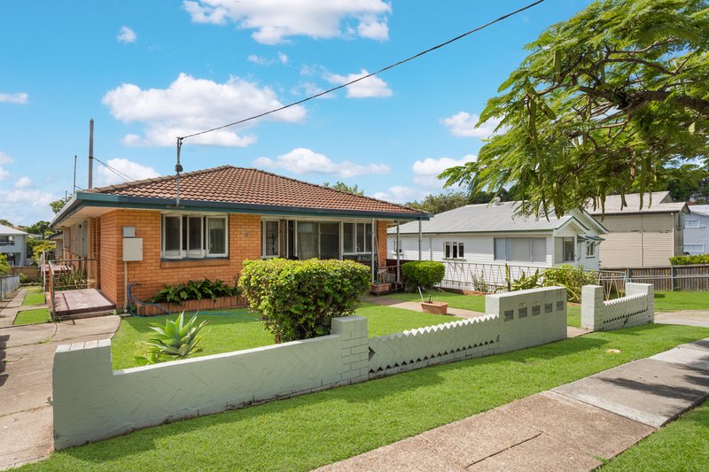 Photo - 28 Hipwood Avenue, Coorparoo QLD 4151 - Image 21