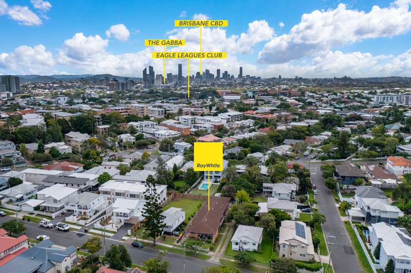 Photo - 28 Hipwood Avenue, Coorparoo QLD 4151 - Image 24