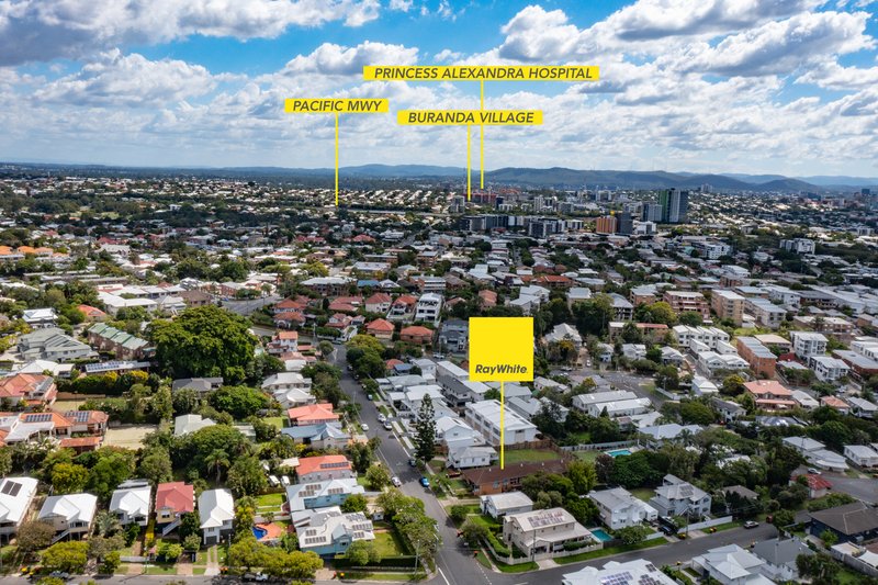 Photo - 28 Hipwood Avenue, Coorparoo QLD 4151 - Image 26