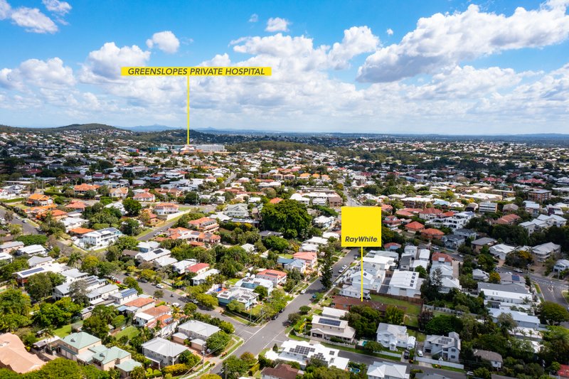 Photo - 28 Hipwood Avenue, Coorparoo QLD 4151 - Image 27