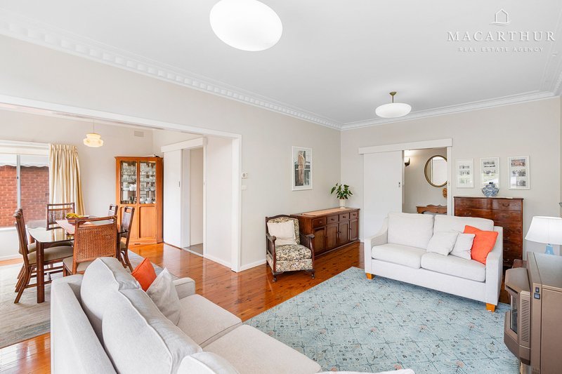 Photo - 28 Hodson Avenue, Turvey Park NSW 2650 - Image 2