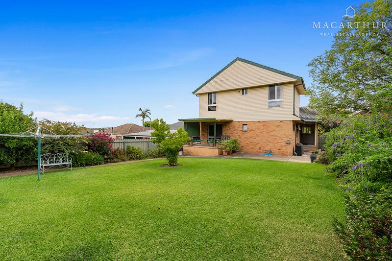 Photo - 28 Hodson Avenue, Turvey Park NSW 2650 - Image 4