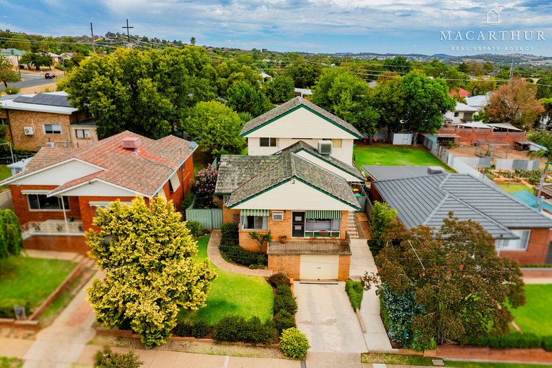 Photo - 28 Hodson Avenue, Turvey Park NSW 2650 - Image 11