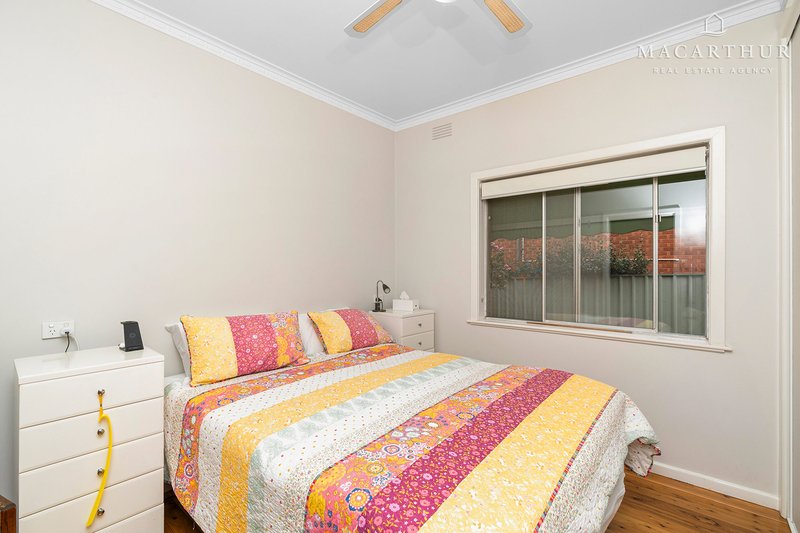 Photo - 28 Hodson Avenue, Turvey Park NSW 2650 - Image 14