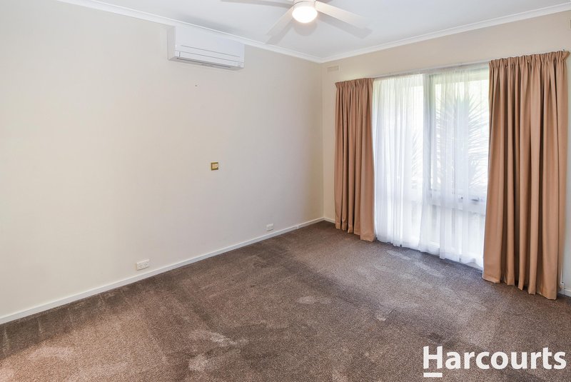 Photo - 28 Houston Street, Horsham VIC 3400 - Image 8