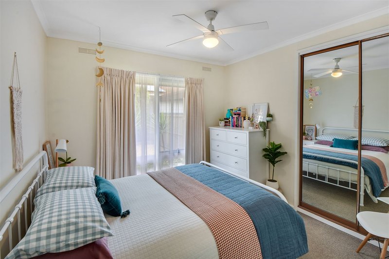 Photo - 28 Houston Street, Horsham VIC 3400 - Image 9