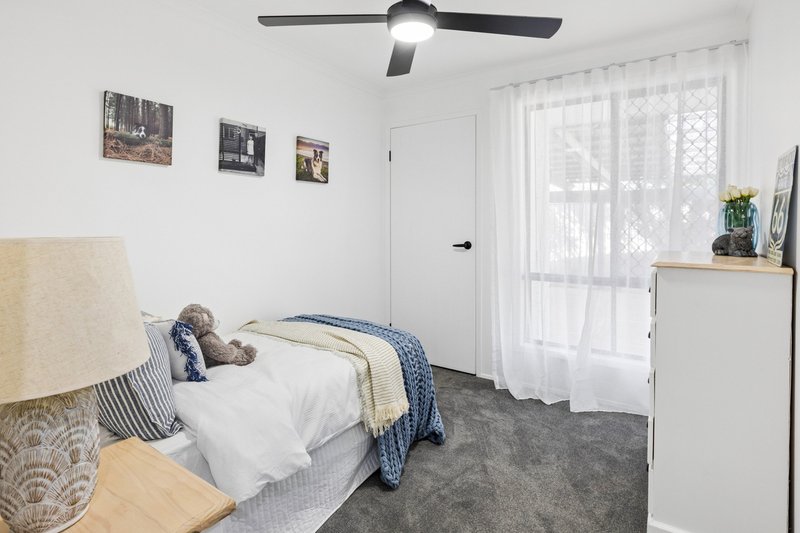 Photo - 2/8 Hoya Court, Labrador QLD 4215 - Image 13