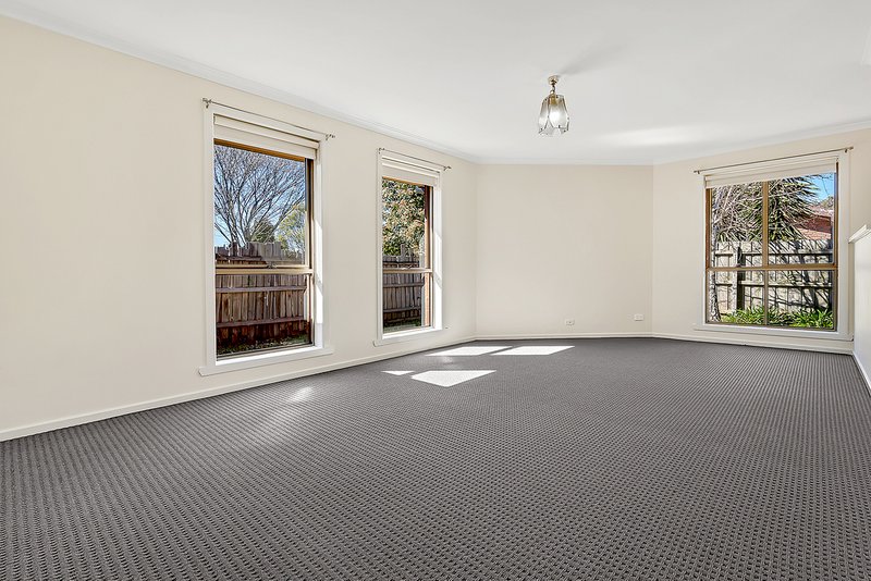 Photo - 2/8 Huntingdale Court, Craigieburn VIC 3064 - Image 5