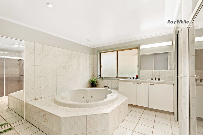 Photo - 28 Ilana View Drive, Diamond Creek VIC 3089 - Image 12