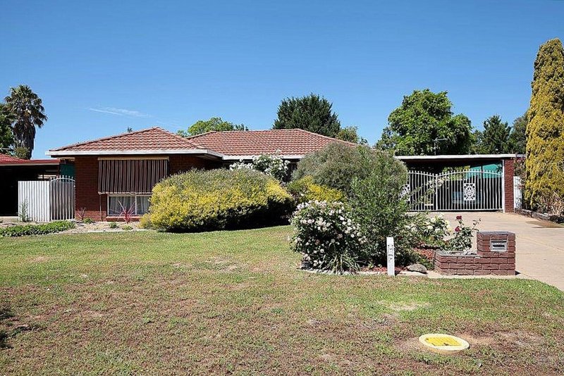 Photo - 28 Incarnie Crescent, Wagga Wagga NSW 2650 - Image