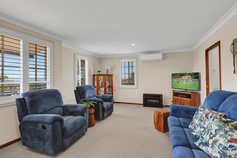 Photo - 28 Inglebar Crescent, Koonawarra NSW 2530 - Image 5