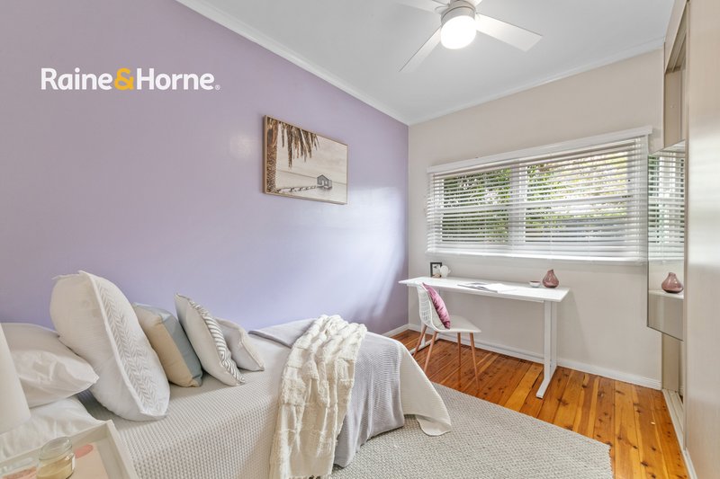 Photo - 28 Inkerman Avenue, Blackwall NSW 2256 - Image 3