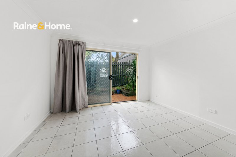 Photo - 28 Inkerman Avenue, Blackwall NSW 2256 - Image 13