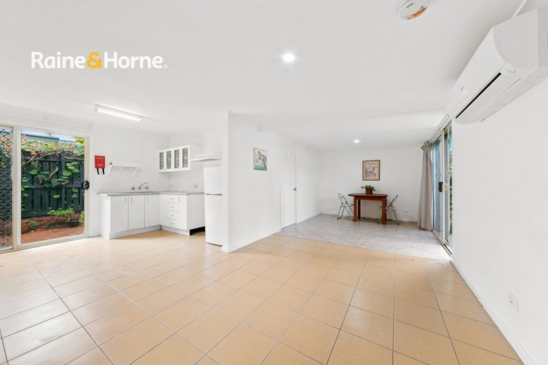 Photo - 28 Inkerman Avenue, Blackwall NSW 2256 - Image 14