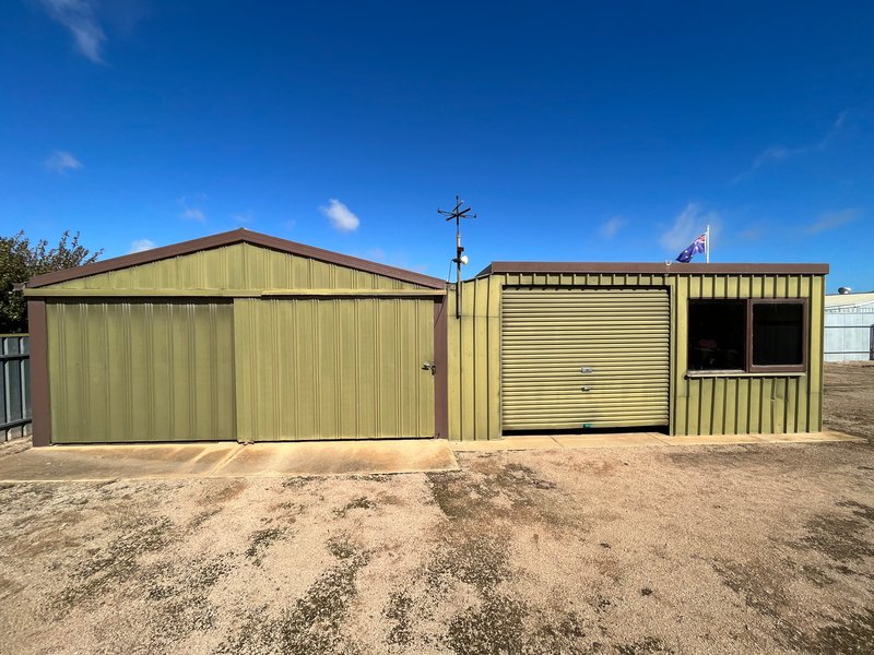 Photo - 28 Ireland Street, Wallaroo SA 5556 - Image 11