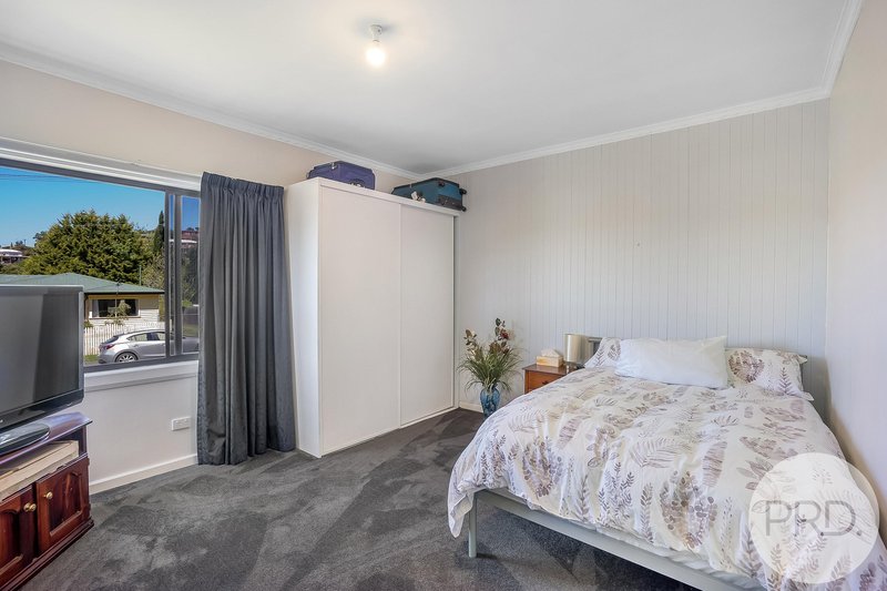 Photo - 28 Islington Road, Montrose TAS 7010 - Image 12