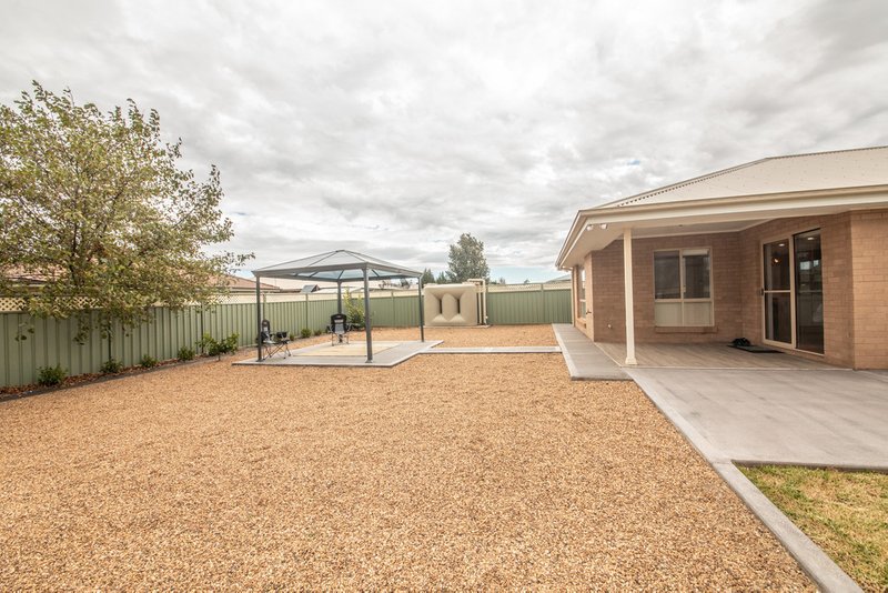 Photo - 28 Ivy Court, Dubbo NSW 2830 - Image 11