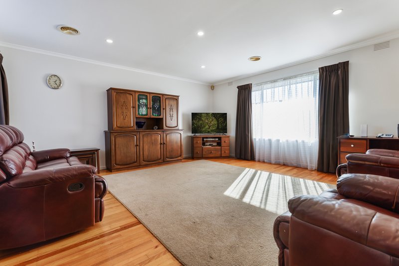 Photo - 28 Jacana Street, Noble Park VIC 3174 - Image 2