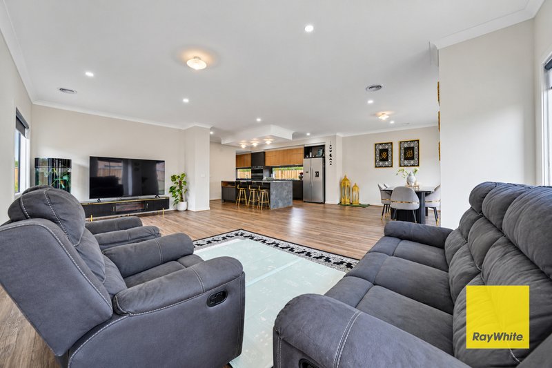 Photo - 28 Jagged Circuit, Tarneit VIC 3029 - Image 14