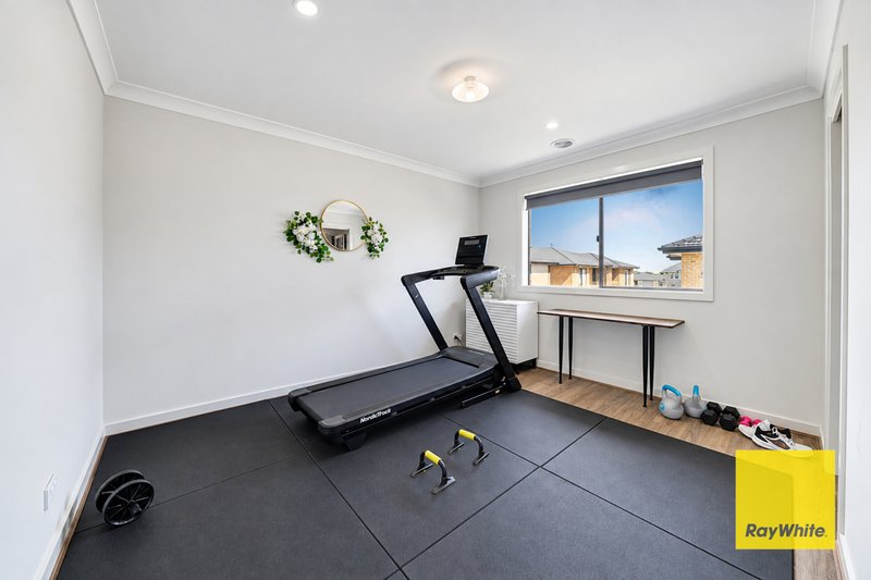 Photo - 28 Jagged Circuit, Tarneit VIC 3029 - Image 18